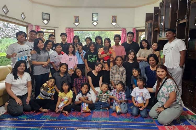 PT Comtronics System dan EKRUTES.ID Meriahkan Natal dan Tahun Baru Bersama Anak-anak Panti Asuhan