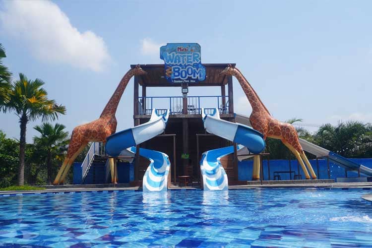 Bingung Mengisi Waktu Liburan di Jember? Ini Rekomendasi Paket Berlibur Bareng Keluarga, Ada Aksi Family Java Lotus Hotel dan Jember Mini Zoo