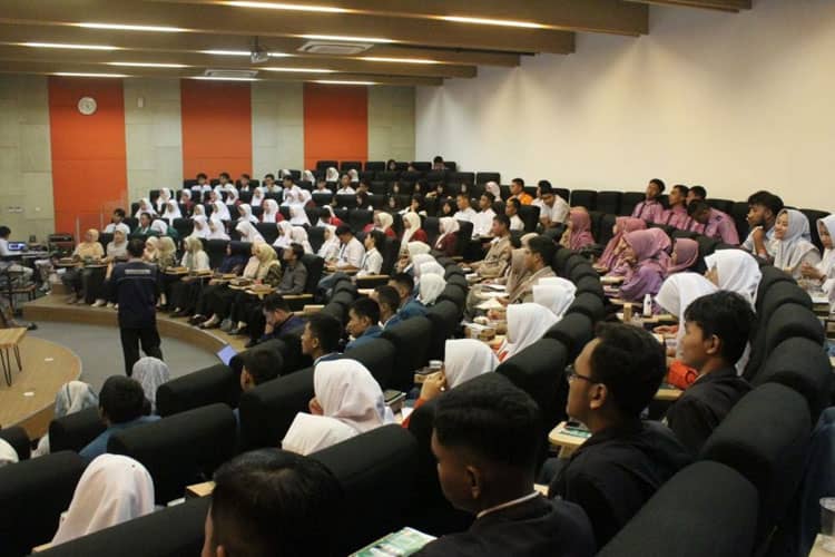 Kolaborasi GIBEI UISI dan Departemen Ekonomi Syariah, Tingkakan Literasi Investasi dan Entrepreneur