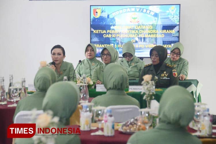 Ketua Persit KCK Cab XI Pushubad PG Mabesad Minta Anggota Hati-hati Dalam Penggunaan Medsos