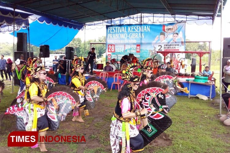 Lestarikan Seni Tradisional, Relawan Prabowo-Gibran Gelar Festival Jathilan Sehari Penuh