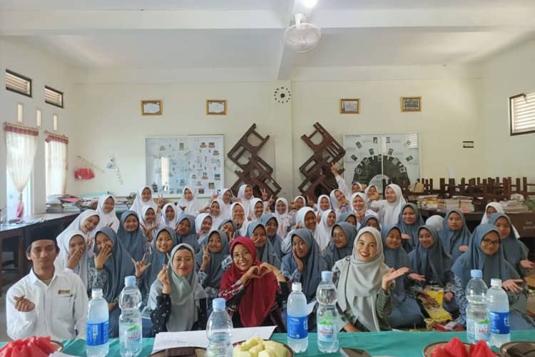 Dosen Unisma Malang Beri Pendampingan Pencegahan dan Resiliensi Perundungan di Pondok Pesantren