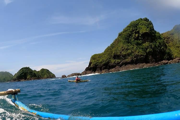 Menjejaki Keindahan Pantai Wedi Ireng, Raja Ampatnya Banyuwangi