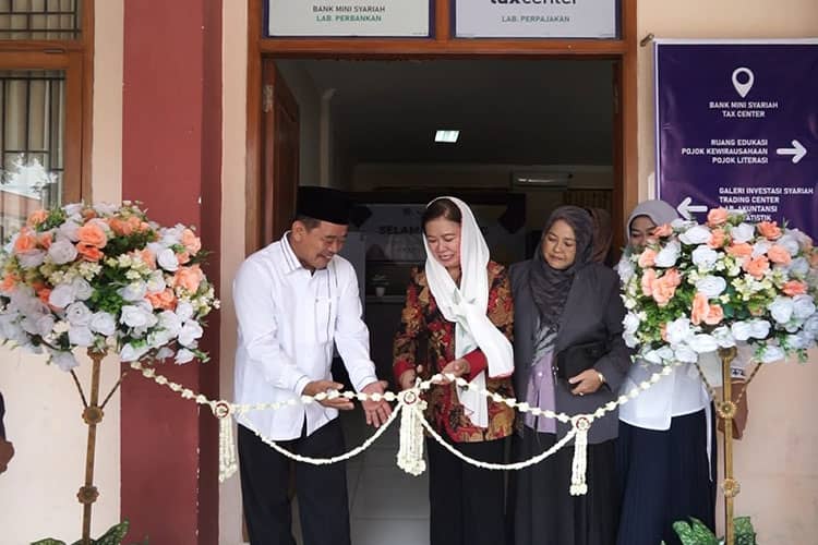 DJP Jatim II resmikan Tax Center ke-21 di Madura