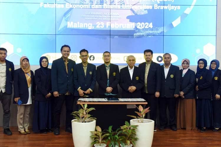 Wujudkan Birokrasi Bersih, FEB UB Teken Pakta Integritas
