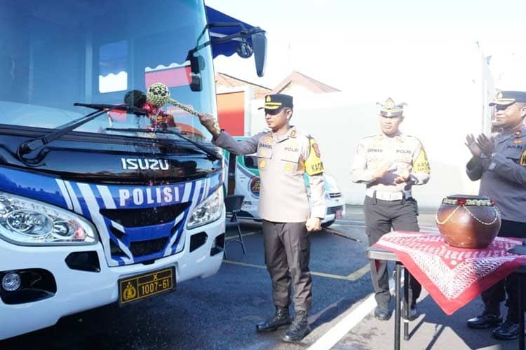 Perpanjang SIM di Kota Mojokerto Kini Cukup Lewat Bus Simling
