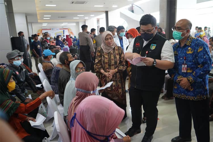 Bupati Kediri Permudah Akses Layanan Kesehatan Bagi Warganya