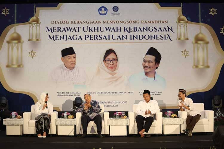 Gus Baha dan Quraish Shihab Bicara Soal Merawat Ukhuwah Kebangsaan di UGM