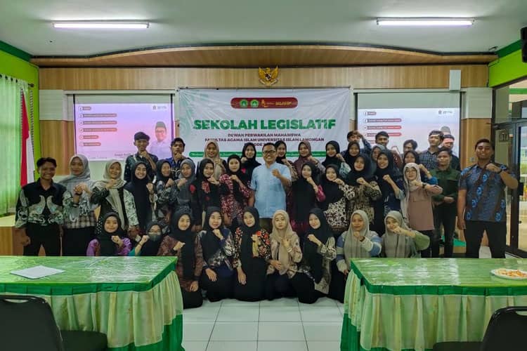 DPM FAI Unisla Gelar Sekolah Legislatif