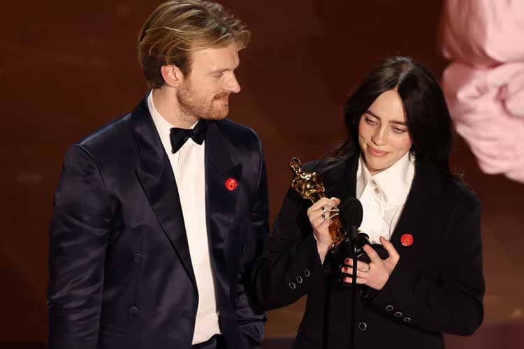 Red Carpet Oscar 2024 Billie Eilish Suarakan Gencatan Senjata di Gaza