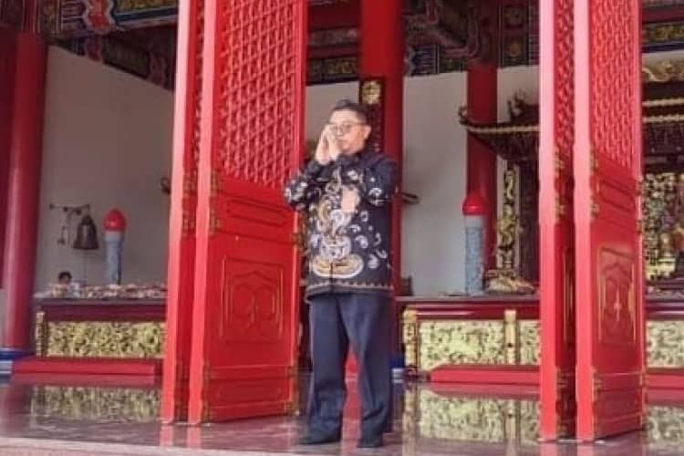 Warsito, S.Ag, Kepala Seksi Urusan Agama Buddha Kota Singkawang: Mendorong Keharmonisan Lintas Agama