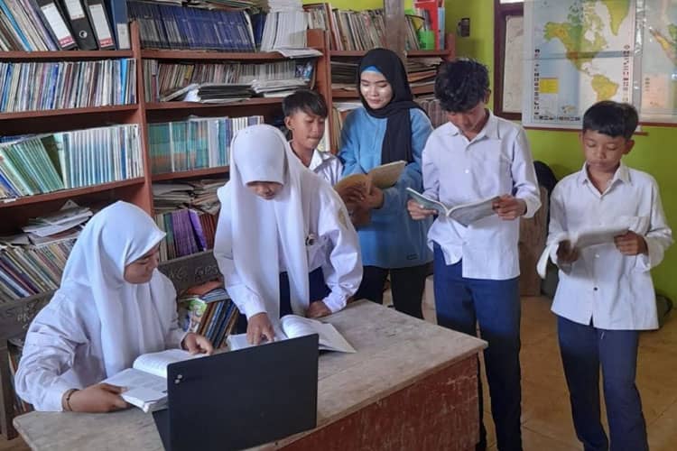 KSM-Rekognisi Unisma Malang Program Kampus Mengajar Meningkatkan Literasi Siswa
