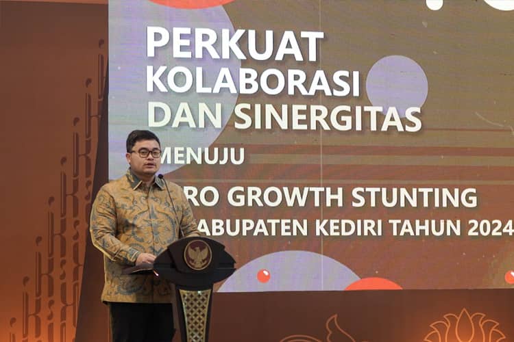 Bupati Kediri Pastikan PMT Dikonsumsi Anak Bukan Orang Tua