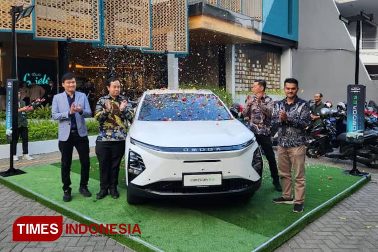 Chery Luncurkan Mobil Listrik Perdana Omoda E5 di Jatim