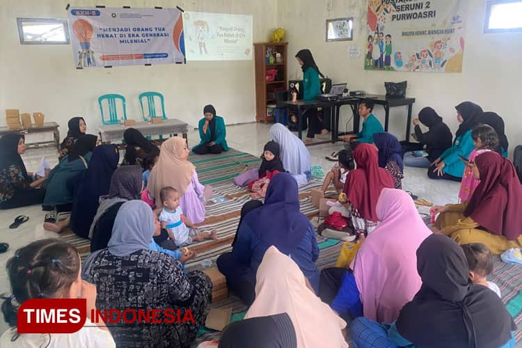 Penyuluhan KSM-E Unisma Malang Pentingnya Peranan Orang Tua Terhadap Anak di Era Generasi Milenial