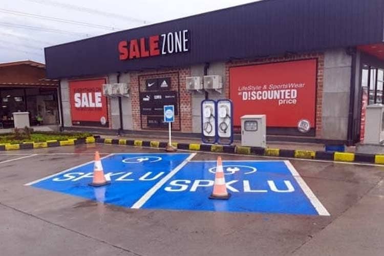 INFO GRAFIK: Lokasi SPKLU di Tol Trans Jawa Selama Mudik Lebaran