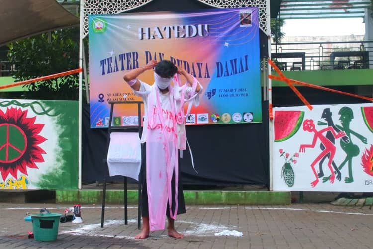 Komunitas Teater Unisma Malang Rayakan Hari Teater Sedunia