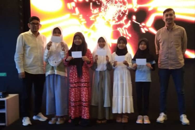 Group Astra Surabaya Berbagi Berkah Ramadan Bersama Anak-anak Kampung Bakat