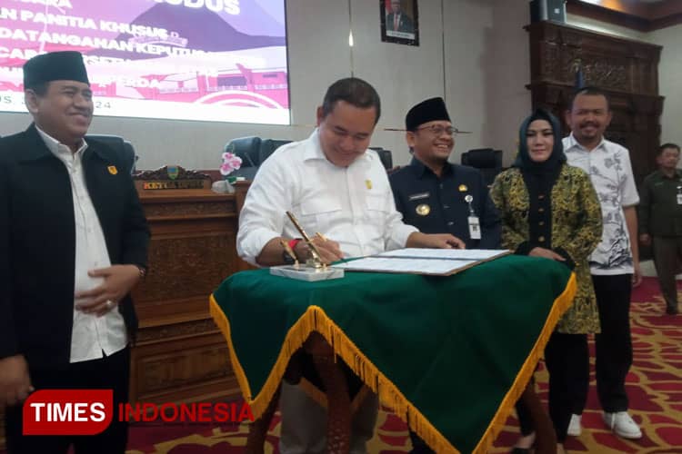 10 Ranperda Disahkan dalam Rapat Paripurna DPRD Kudus