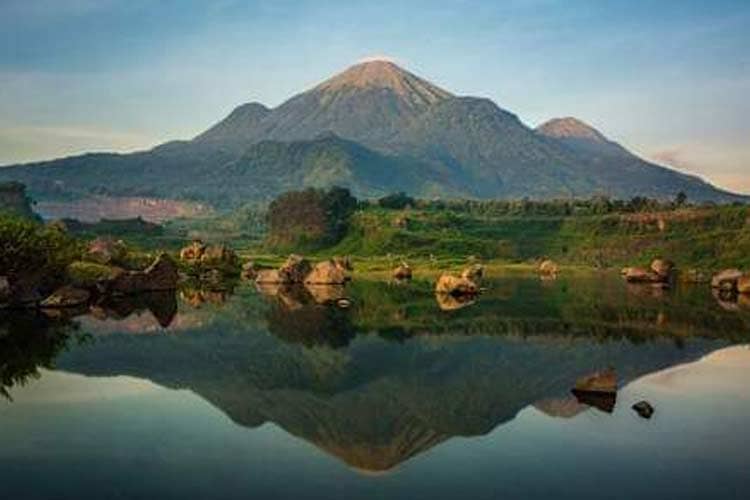 Dear Tracker, Inilah 5 Jalur Pendakian Gunung Penanggungan yang Wajib Kamu Ketahui