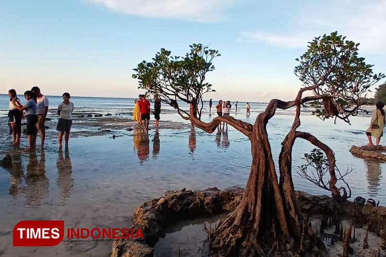 Libur Lebaran di Sumba Timur, Warga Ramaikan Sejumlah Obyek Wisata