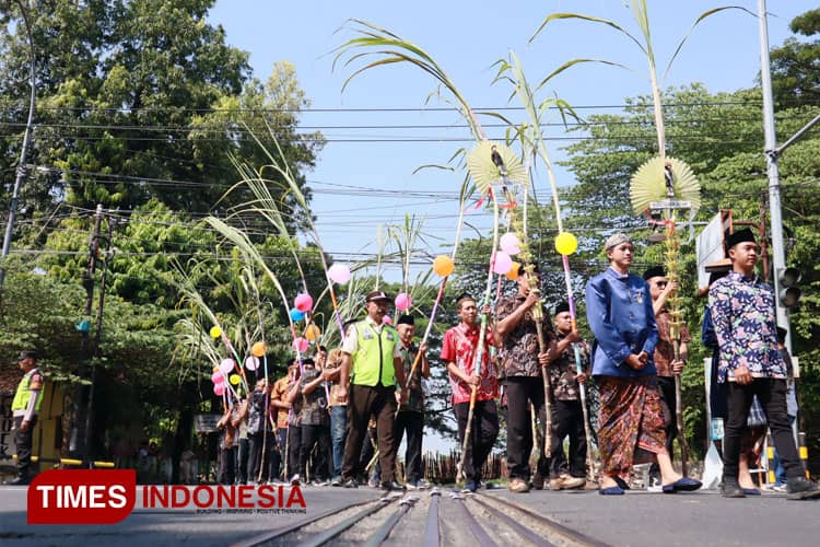 Berharap Proses Giling Lancar, PG Rendeng Gelar Tradisi Pengantin Tebu