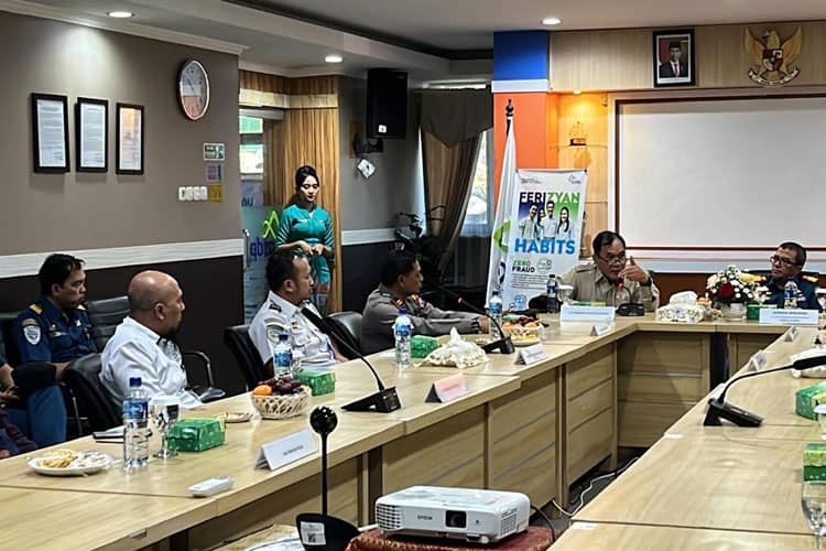 Pelabuhan Tanjung Wangi Banyuwangi Dilengkapi Jembatan Timbang, BHS Tekankan ASDP Harus Tiru