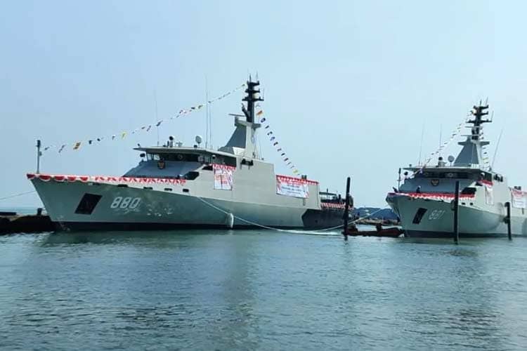 INFO GRAFIK: KRI Hampala dan KRI Lumba-Lumba Perkuat Pengamanan Laut Indonesia