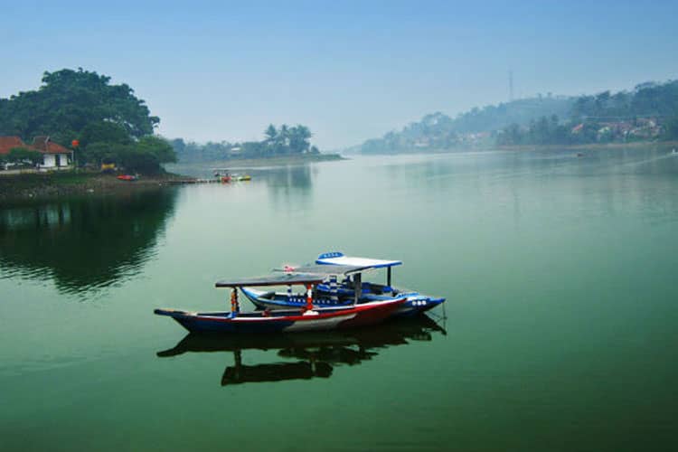 Exploring the Historical and Cultural Charm of Situ Ciburuy