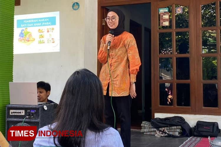 Mahasiswa KKN T BKKBN UNIPMA Gelar Sosialisasi ASI Eksklusif di Kanigoro, Kota Madiun
