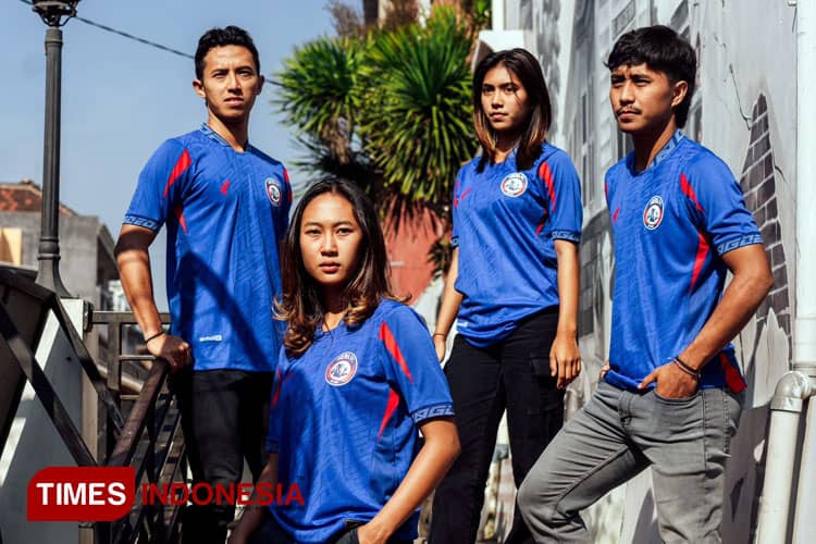 Arema FC Resmi Rilis Jersey Utama Liga 1 Musim 2024/2025