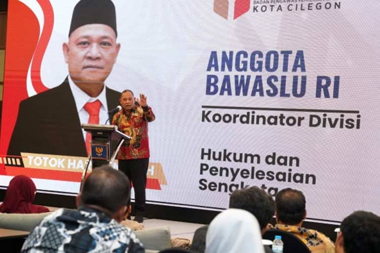 Bawaslu RI Beberkan Lokasi yang Terlarang untuk Pemasangan APK