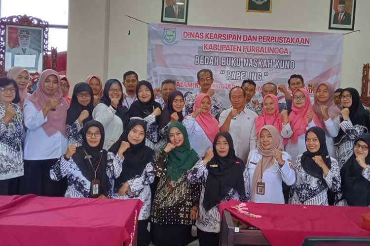 Guru Bahasa Jawa dan Sejarah di Purbalingga Ikuti Bedah Buku Naskah Kuno Papeling