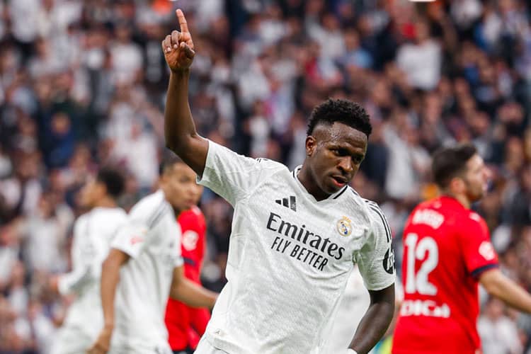 Vinicius Hat-trick, Real Madrid Menang Telak 4-0 atas Osasuna di Santiago Bernabeu