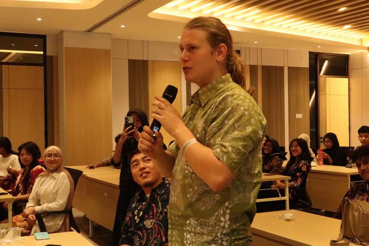 AIESEC in UB Gelar IPS Sambut Peserta Pertukaran Internasional