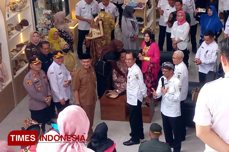 Pj Bupati Banjarnegara Resmikan Proyek 2024, Ini Pesannya
