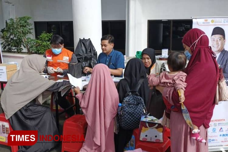 Ribuan Peserta Hadiri Malang Cinta Palestina, RSU Wajak Husada Berikan Pemeriksaan Gratis