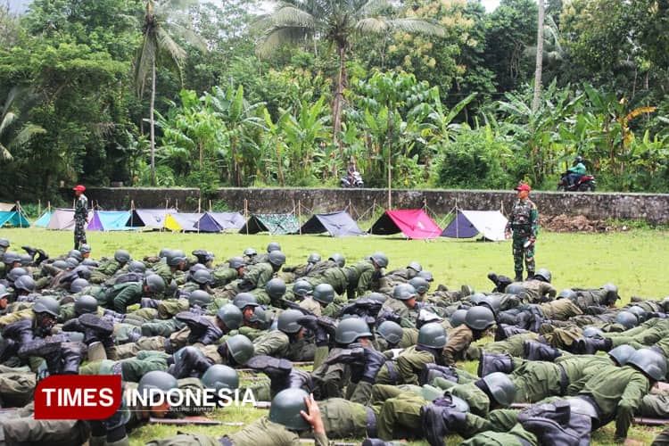 Satuan Resimen Mahasiswa 836/Macan Putih Unisma Malang Menggelar Pra-Pendidikan dan Latihan Dasar