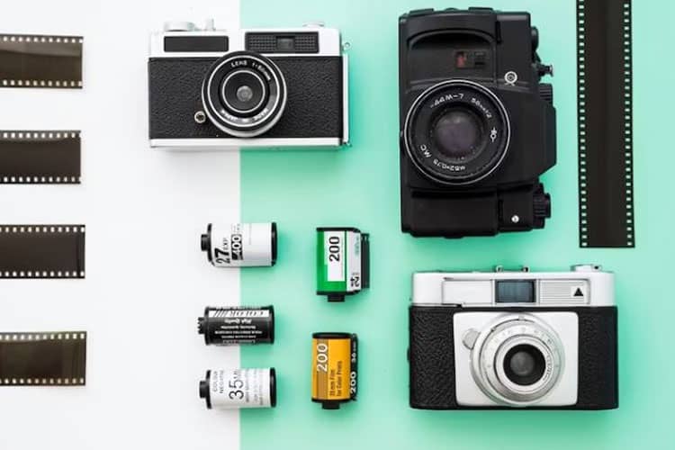 7 Alasan Remaja Mulai Gemari Kamera Analog di Era Digital