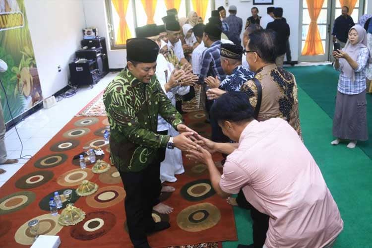 Bupati Probolinggo Hadiri Halal bihalal Perum Perhutani Probolinggo