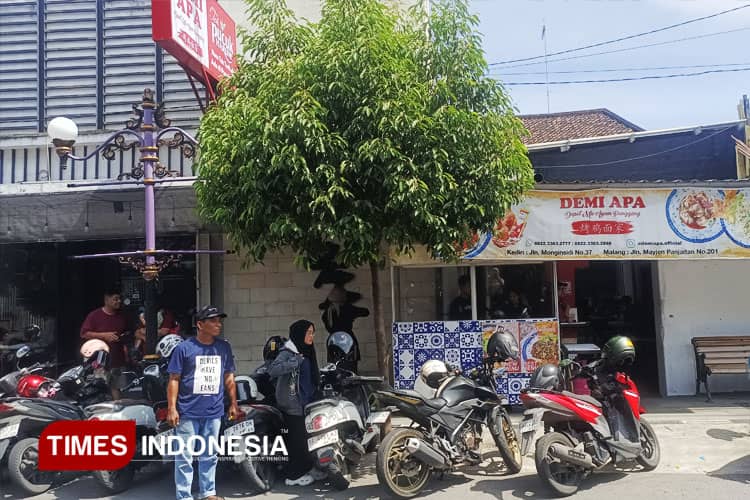 Depot Demi Apa Hadirkan Sensasi Mie Ayam Panggang Unik, Kini Ekspansi ke Jombang