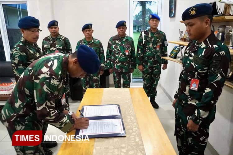 Komandan Lanud Wiriadinata Pimpin Sertijab Kadispotdirga