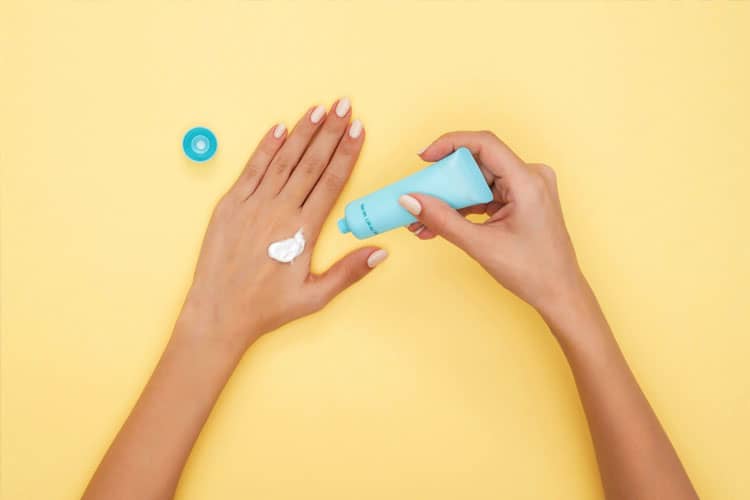 Cara Memilih Sunscreen yang Tepat Sesuai Jenis Kulit