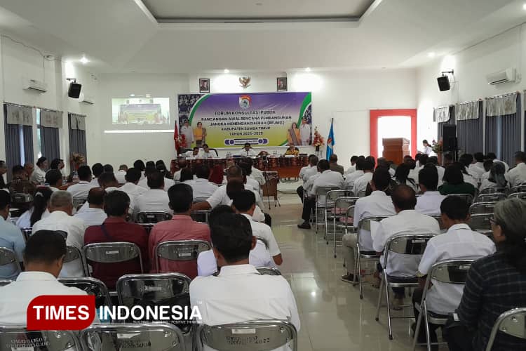Buka Forum Konsultasi Publik Rancangan Awal RPJMD, Begini Penjelasan Bupati Sumba Timur