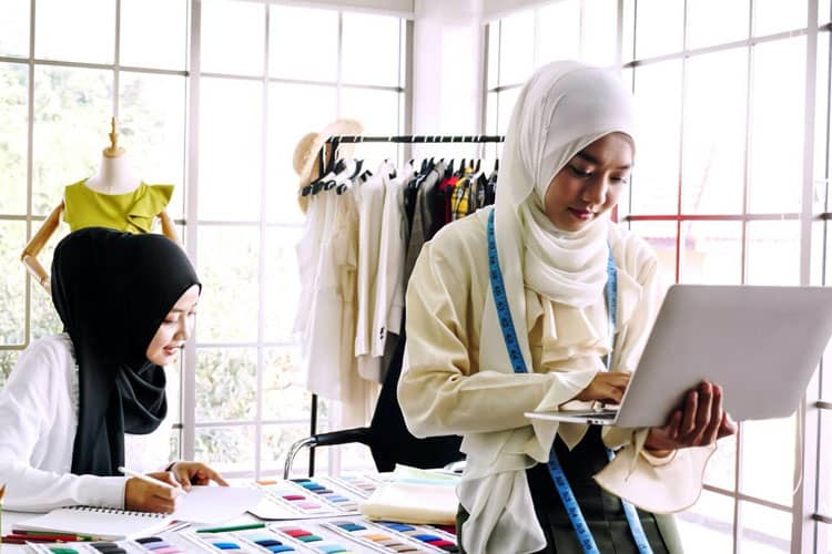 Digitalisasi UMKM di Era Pemerintahan Baru, Mengelola Gaji Karyawan Lebih Efisien