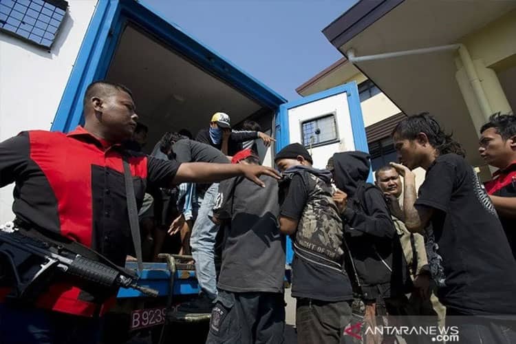 INFO GRAFIK: Polisi Gelar Operasi Pemberantasan Preman