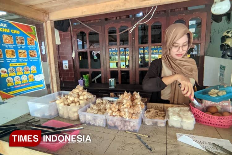 Seblak Teh Chu Chu Pacitan, Kuliner Pedas Khas Sunda yang Bikin Ketagihan