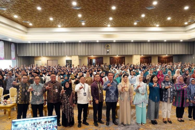 OJK Gandeng AO PNM dalam Program SICANTIKS untuk Perkuat Literasi Keuangan Syariah