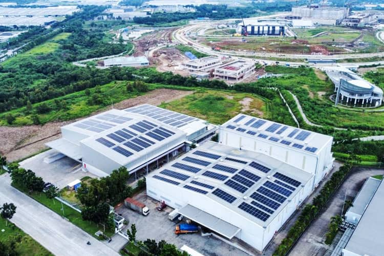 PT Blasfolie Internasional Indonesia Gandeng Suryanesia Wujudkan Komitmen Green Production Factory Melalui Sistem PLTS Atap