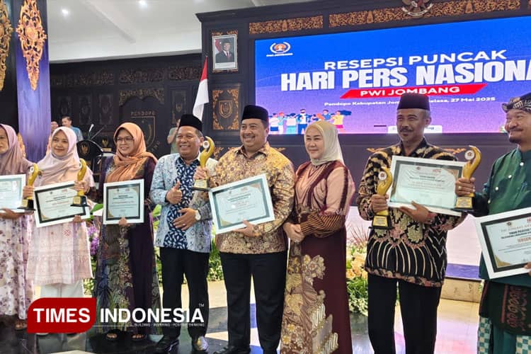 Malam Puncak HPN PWI Jombang, Pers Kawal Ketahanan Pangan dan Lingkungan